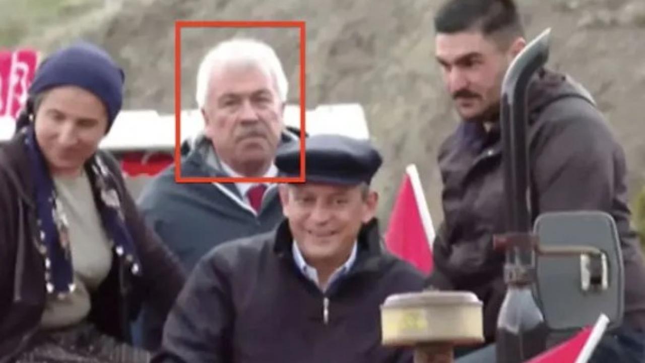 Özel’in fotoğrafındaki sır: Yeni Parti yoluna yolsuzluktan hüküm giyenlerle devam ediyor